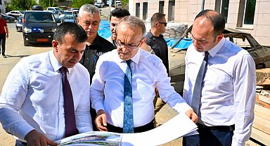 Malatya Valisi Yavuz Pütürge'de kamu yatırımlarını inceledi