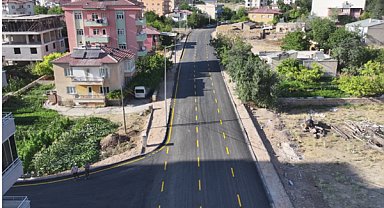 Niğde'de asfalt çalışmaları sürüyor
