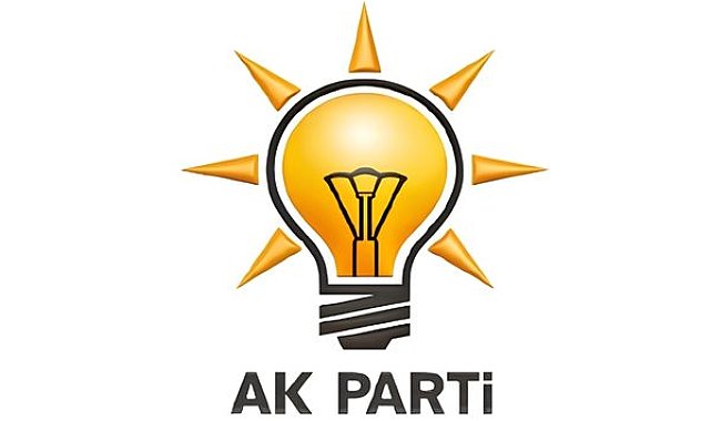 Özdemir: Erdoğan’ı Franco ile aynı cümlede anmak millet iradesine saygısızlıktır