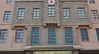Suriye Eğitim ve Doktrin Komutanı Türkiye'deki askeri birlikleri ziyaret etti