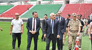 Vali Zorluoğlu Diyarbakır Stadı’ndaki çalışmaları inceledi