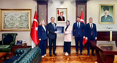 Ahilik Sancağı, Siirt Valisi Kızılkaya’ya takdim edildi