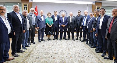 Başkan Büyükkılıç, Kocasinan muhtarlarıyla istişare toplantısında buluştu