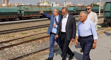 Başkan Büyükkılıç, TCDD Genel Müdürü Kurt ile Kayseri’nin ulaşımını görüştü