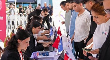İBB Bölgesel İstihdam Ofisleri iş arayanlarla işverenleri buluşturuyor