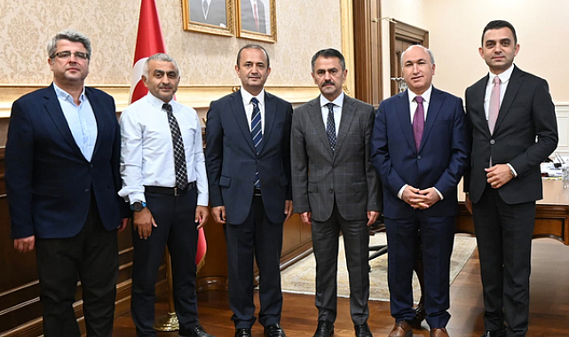 İstanbul Üniversitesi Siyasal Bilgiler Fakültesi mezunlarından Vali Aktaş’a ziyaret