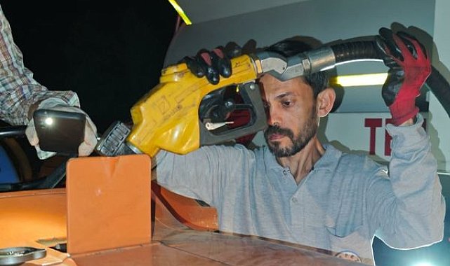 Kepez Belediyesi’nden yangınla mücadele eden köylülere mazot desteği
