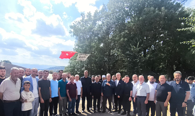 Kocaeli Valisi Aktaş, İzmit Hacıoğlu Köyü’ndeki mevlid programına katıldı