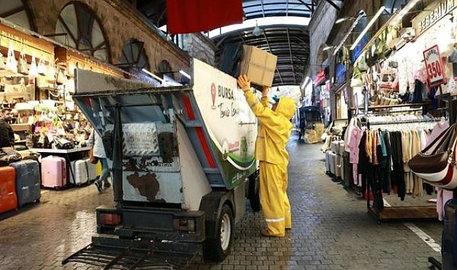 Osmangazi’de temizlik çalışmaları 7 gün 24 saat sürüyor
