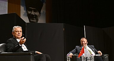 Uysal: Siyasetin topluma güven ve gelecek duygusu vermesi gerekiyor