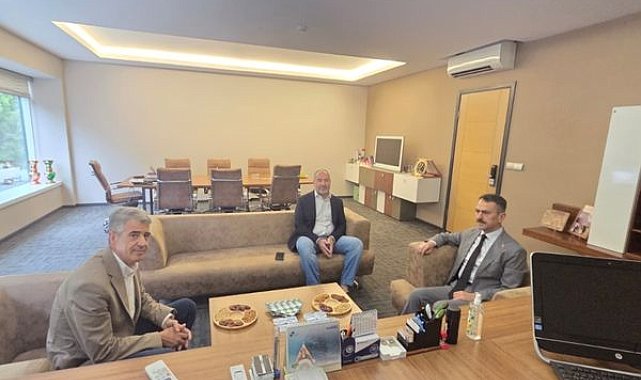 Vali Aktaş’tan Lider Kozmetik’e ziyaret