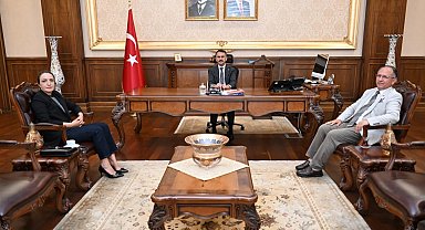 World Türk TV sahibi Erdağı, Kocaeli Valisi Aktaş’ı ziyaret etti