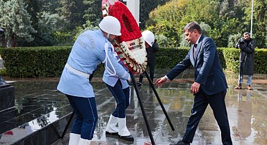 Anlatya'da Cumhuriyet Bayramı kutlamaları çelenk töreniyle başladı