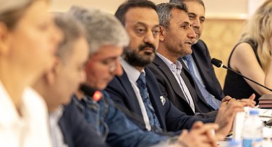 Ay: Bu buluşma halklar arasındaki ilişkilere katkı sunacak