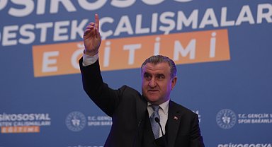 Bakan Bak, Zonguldak’ta gençlerle buluştu