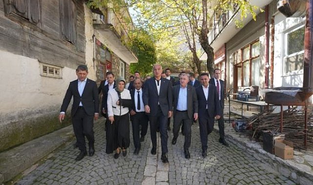 Bakan Ersoy, İbradı ve Ormana’da iki yeni merkezin açılışını yaptı