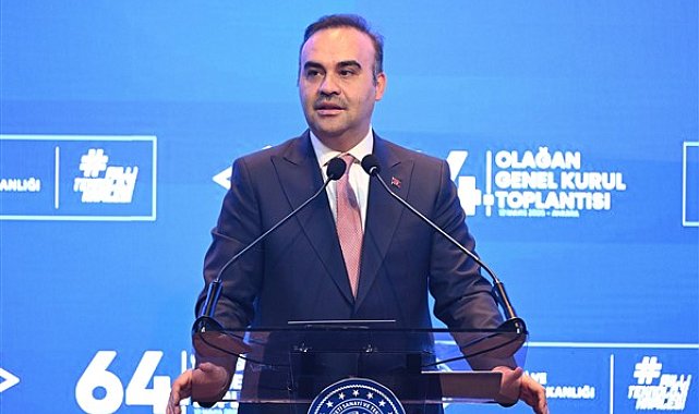 Bakan Kacır Bursa Teknik Üniversitesi Akademik Yılı Açılış Töreni’ne katıldı