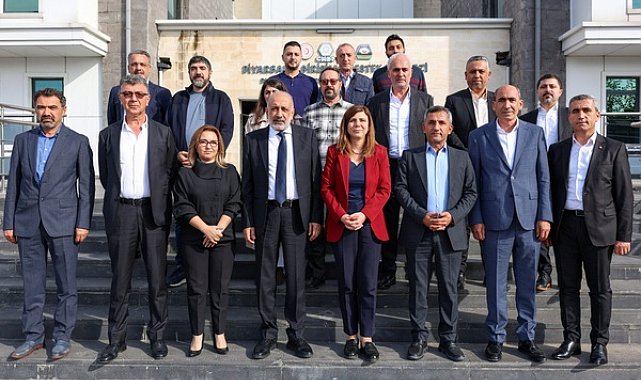 Bucak ve Ay’dan DTSO’ya tebrik ziyareti