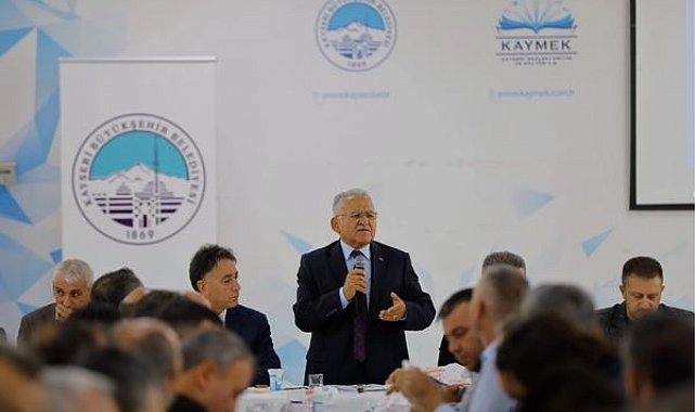 Büyükkılıç Develi’de muhtarlarla bir araya geldi
