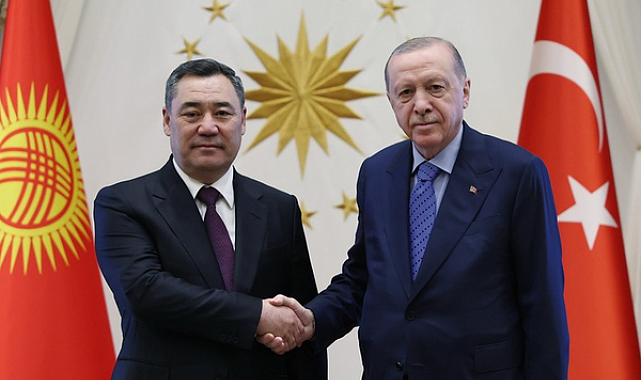 Cumhurbaşkanı Erdoğan, Kırgızistan Cumhurbaşkanı Caparov'u kabul etti