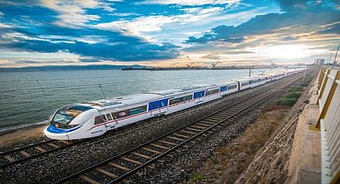  İzmir’de toplu ulaşım ve kent projeleri karara bağlandı