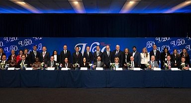 İzmir’in uluslararası kent diplomasisi güçleniyor