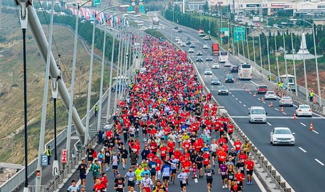 Uluslararası Cumhuriyet Koşusu, Osmangazi Köprüsü’nde gerçekleştirildi