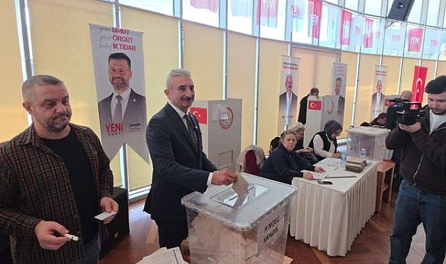 YENİ Parti Bursa'da sandık başında