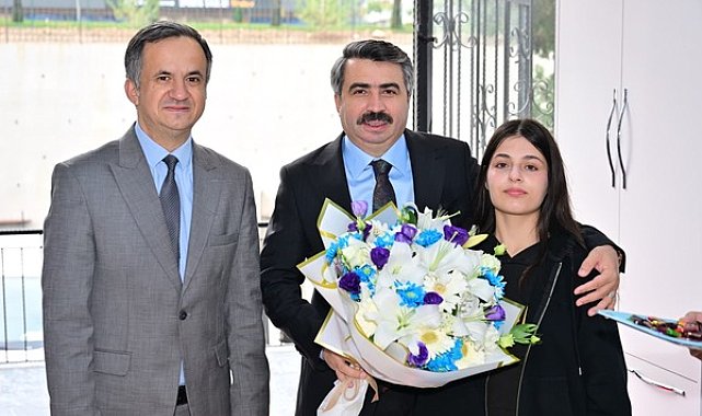Yılmaz: Gençlerimizin geleceği için çalışıyoruz