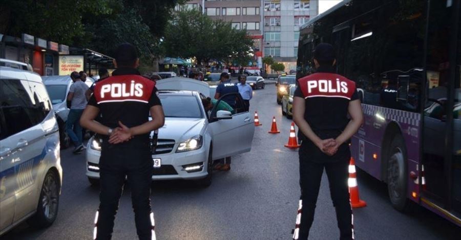 Polis, kaçakçılara geçit vermiyor