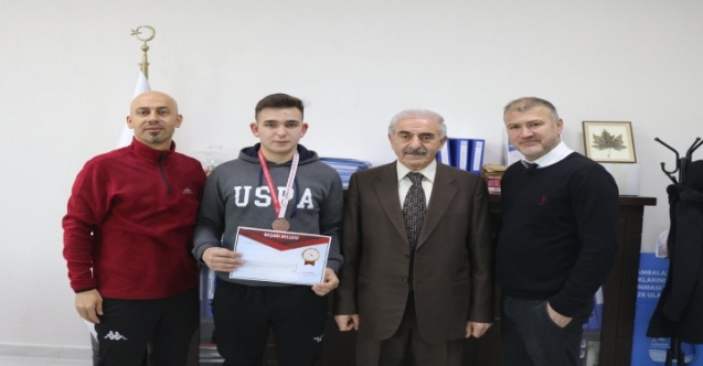 Boztaş, Rahmiye Sare Palalı Koleji'nin Gururu