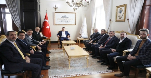MÜSİAD Yönetimi'nden Vali Çiçek’e Ziyaret