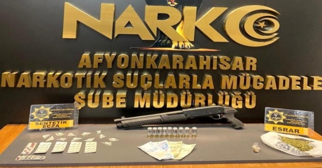 Polis, uyuşturucu satıcılarına göz açtırmıyor