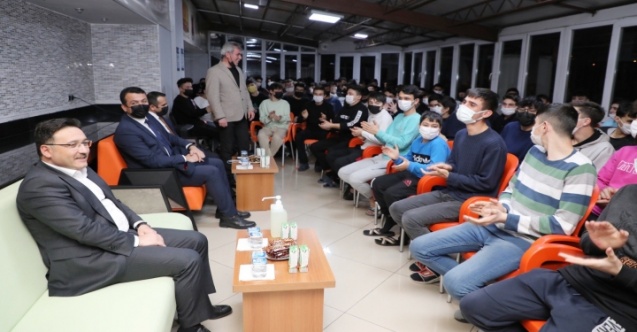 Vali Çiçek, Öğrencilerle Bir Araya Geldi