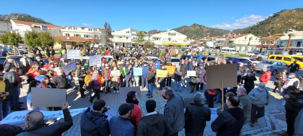 Elektrik Zammı Protestosunda Hükümet İstifa Sesleri Yükseldi