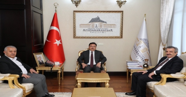 Bakan Yardımcısı Büyükdede, Vali Çiçek’i Ziyaret Etti