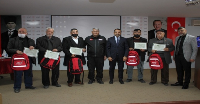 Afyonkarahisar Merkez Muhtarlarına Afet Farkındalık Semineri Verildi