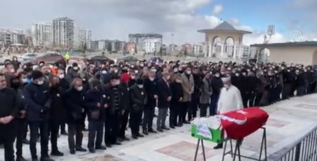 Genç hakim dualarla son yolculuğuna uğurlandı