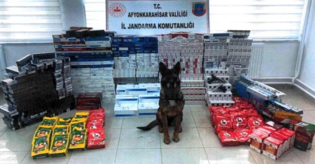 Jandarma bandrolsüz sigara satanları yakaladı