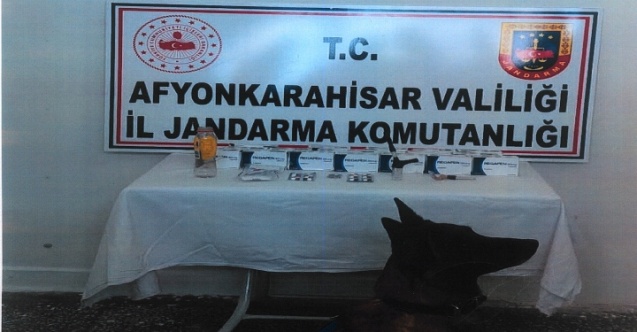 Jandarma uyuşturucu hap ele geçirdi