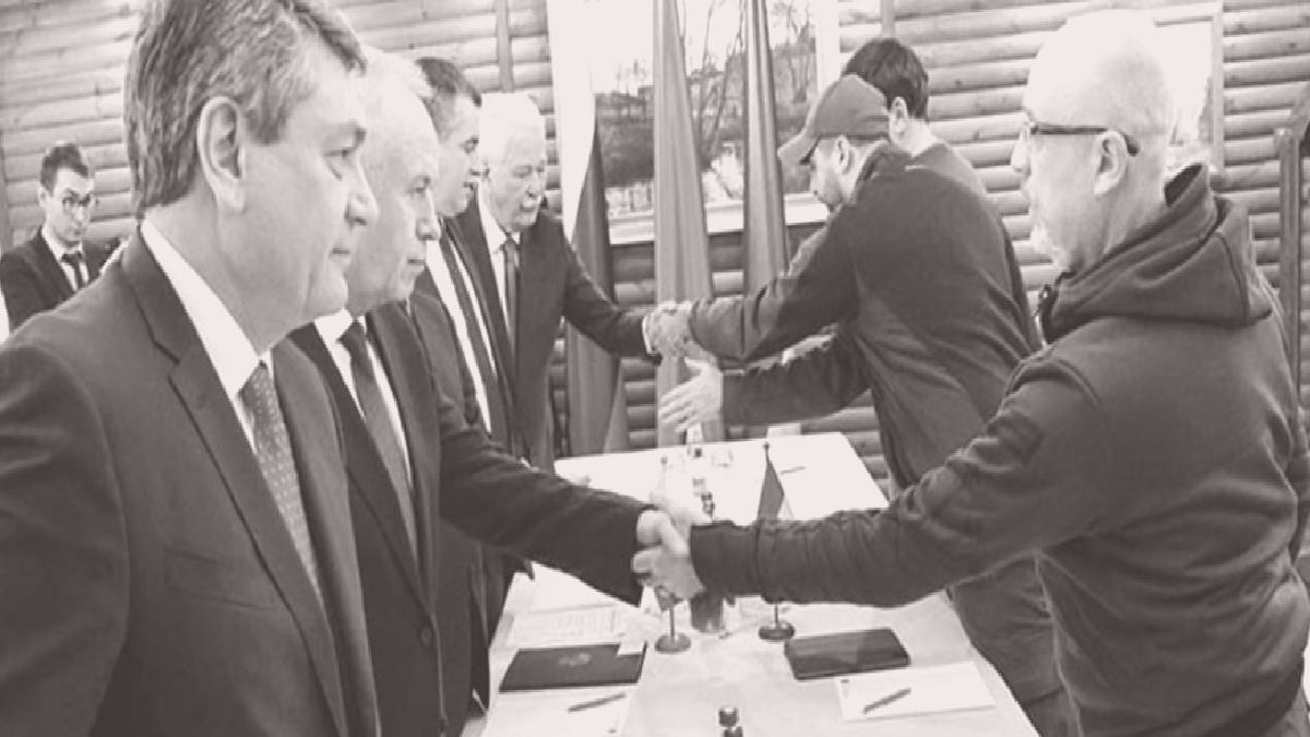 Kiev ve Moskova ‘insani koridorda’ uzlaştı