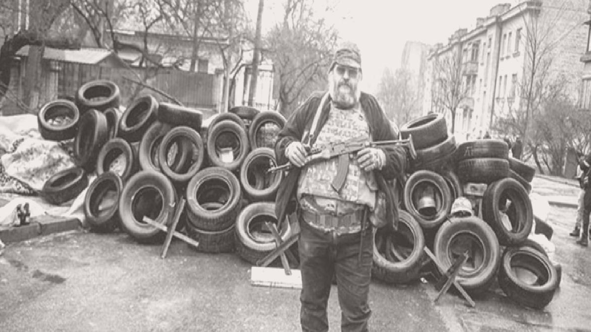 Kiev'deki silahlı siviller 'gönül'den inanıyor: Biz bu savaşı kazanacağız