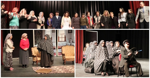 Sandıklılı Güçlü Kadınlar Ayakta Alkışlandı