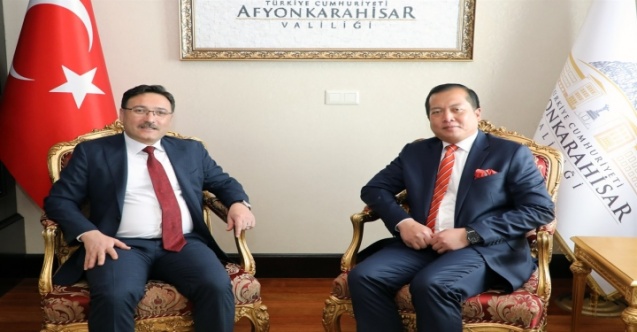 Vali Çiçek, Endonezya Büyükelçisi Dr. Lalu Muhamad Iqbal’ı Ağırladı