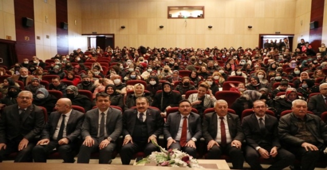 Vali Gökmen Çiçek’in Katılımıyla Kadınanalar Paneli Gerçekleştirildi