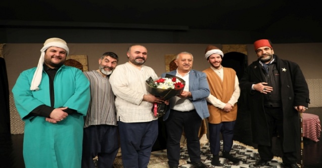 Ziyafet Sofrası Tiyatro Severlerle Buluştu