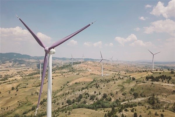 Aydem Yenilenebilir Enerji gelirini 3 kat artırdı