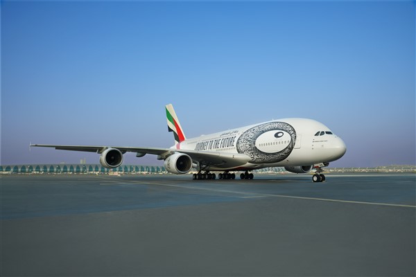 Emirates, Museum of the Future’a özel olarak giydirilen A380’i görücüye çıkarıyor