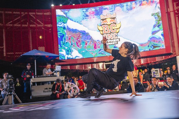 Red Bull BC One Dünya Finali’nde Türkiye’yi Jazzy ve Jester temsil edecek