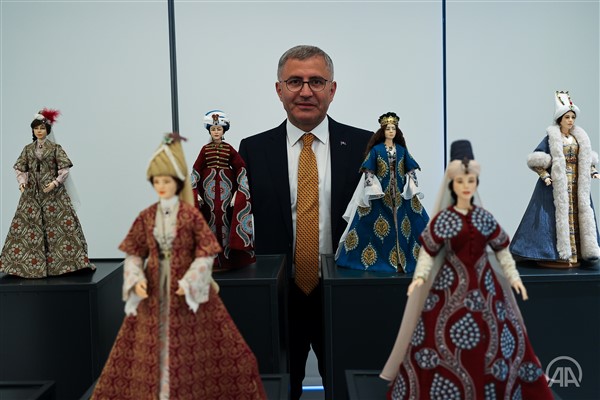 Osmanlı Hanım Sultanlar Müzesi’ndeki eserler yurt dışında sergilendi